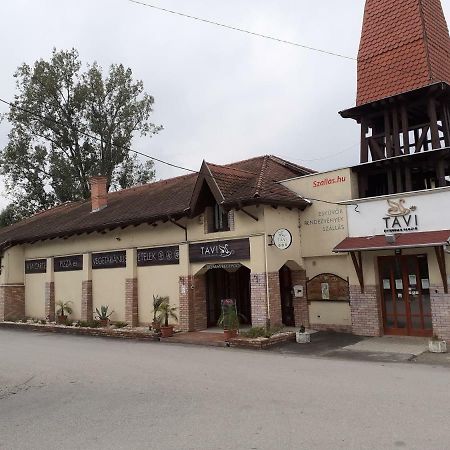 Veresegyház Tavi Panzio Es Etterem Bed & Breakfast エクステリア 写真
